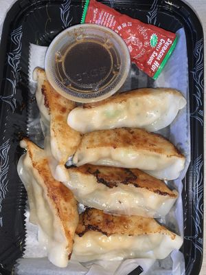 Veggie gyoza  at Green Recipes in Flushing