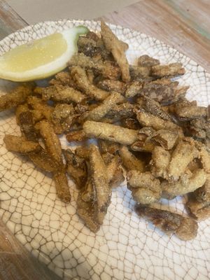Vescaditos fritos- Vegan (tastes like fried fish)   at La Casa Viva in Valencia