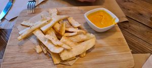 Yuca frita at La Casa Viva in Valencia