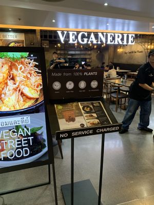 Nice, bright and welcoming  at Veganerie - Silom in Bangkok