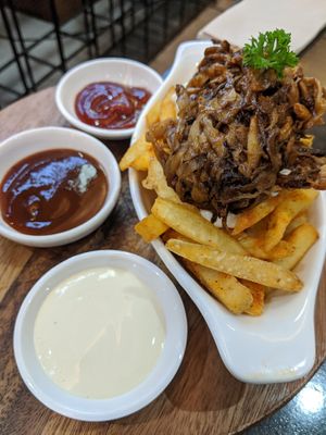 Loaded mushroom fries at Veganerie - Silom in Bangkok