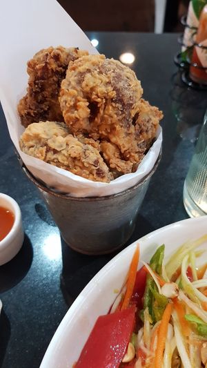 Vegan frispy chicken (made of mushrooms) - worth it at Veganerie - Silom in Bangkok
