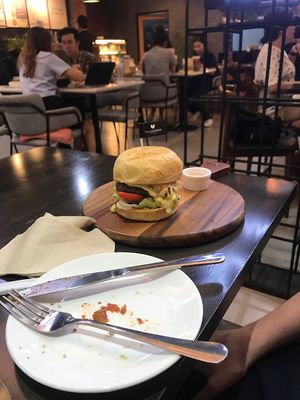 Cheeseburger 💚 at Veganerie - Silom in Bangkok