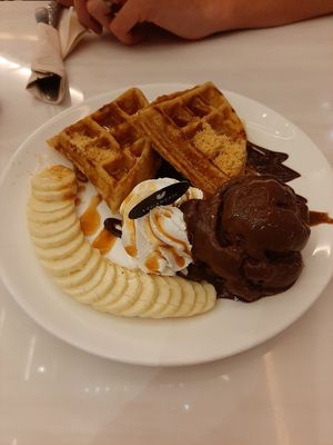 Banoffie waffles with choc ice cream at Veganerie - Silom in Bangkok