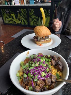 Daily Fuel PDX continues to be amazing. As delicious as comfort food AND incredibly healthy. If you’re visiting the area, don’t miss this spot. The interior is gorgeous too.   at Daily Fuel in Portland