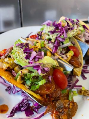 Chipotle Garlic Mushroom Tacos at Daily Fuel in Portland