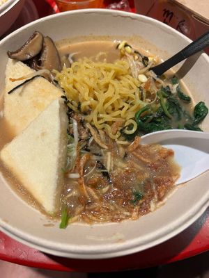 vegan ramen at mŏkbar in New York City
