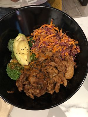 Bowl of ‘Gènèral Copper’ with rice and avocado 🥑  at Copper Branch in Nice
