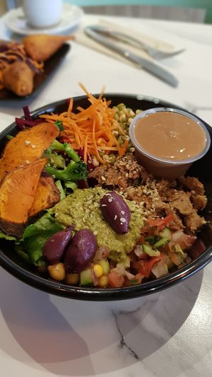 Aristote bowl at Copper Branch in Nice