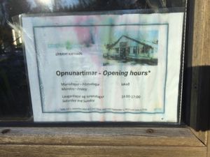 winter hours at Cafe Graena Kannan in Selfoss