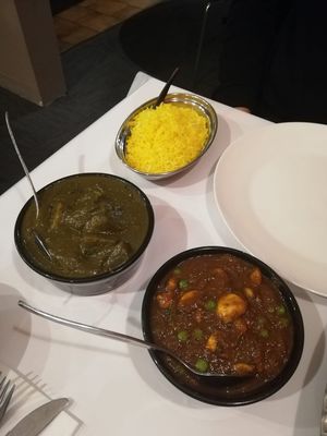 Saffron Rice, Saag Aloo & Dhingri Mattar at SK's in Devonport