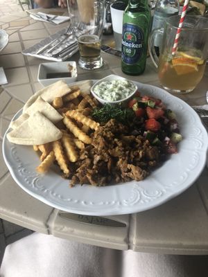 Gyros plate at Magora in Vac