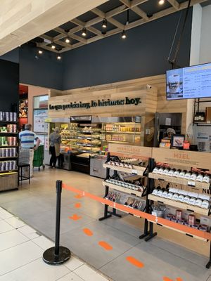 (Inside shopping centre) at Green Eat Alto in Rosario