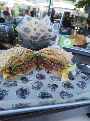 Gamechanger at Johny's Burger in Poechlarn