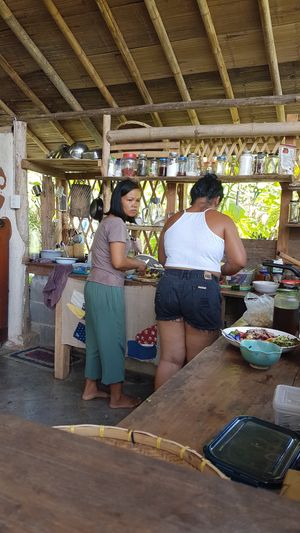 The chefs at work at Thai Zen Farm in Pai