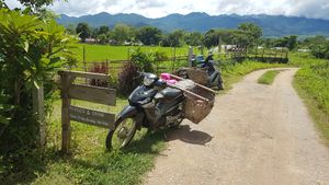 The entrance sign at Thai Zen Farm in Pai