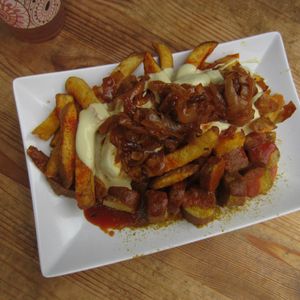 currywurst at Vöner der Vegetarische Döner in Berlin