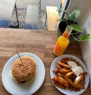 Burger with fries  at Vöner der Vegetarische Döner in Berlin