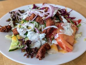 Cleopatra salat at Vöner der Vegetarische Döner in Berlin