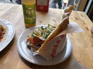   at Vöner der Vegetarische Döner in Berlin