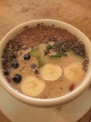 Oatmeal at Le Pain Quotidien - Reforma in Mexico City