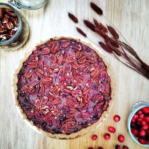 Pecan-veanbessentaart suiker- en glutenvrij at Magpies  in Bruges