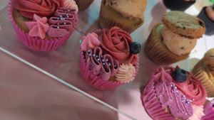 Cupcake at Magpies  in Bruges