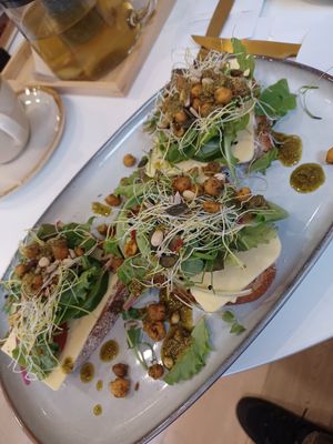 Yummy cheesy toast at Catberry in Ghent