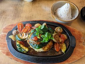 Vegan fish with dill and vegetables at Sunshine Vegan Restaurant in Berlin