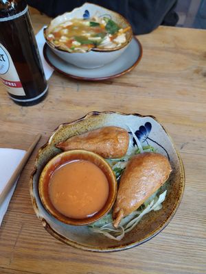 Drumsticks unten und Tofusuppe oben at Sunshine Vegan Restaurant in Berlin