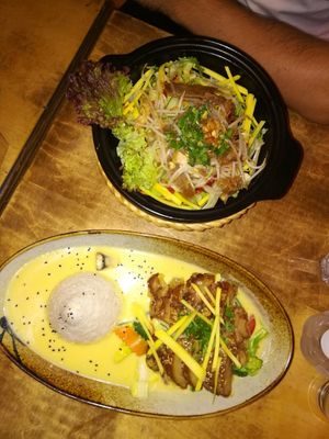 Main dishes at Sunshine Vegan Restaurant in Berlin