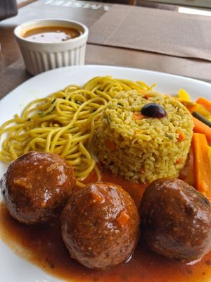  at Mama's in Porto Seguro