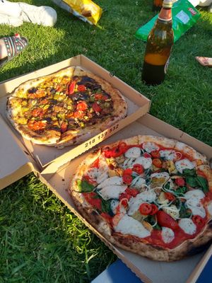 Veganella pizza and a pizza with vegan mozzarella at RetroGusto84 in Lisbon