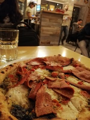 Vegan pizza bacon at RetroGusto84 in Lisbon