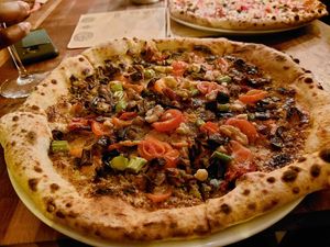 Pizza veganela at RetroGusto84 in Lisbon