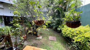 Nice atmosphere   at Lavka in Guatemala City