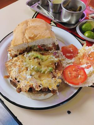 Torta La guapachosa: está deliciosa y muy llenadora. La textura y consistencia de la milanesa no es mi fuerte pero el sabor es muy bueno #Veganuary at Gracias Madre in Mexico City