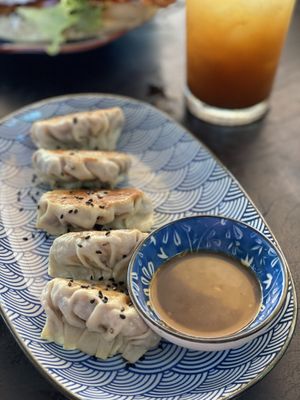 Gyozas veganas at Drift Bar in Santa Teresa