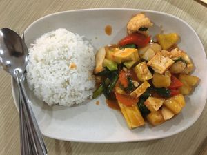 Sweet and Sour tofu w/ veggies - pretty good but nothing spectacular at Good Taste Vegetarian - MBK in Bangkok