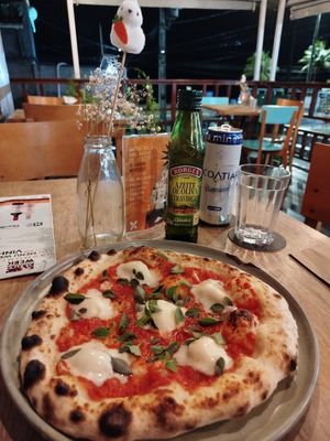 E a sede que eu estava nessa pizza at Casa de Nara in Joao Pessoa