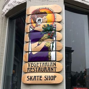 Vegan restaurant and skateshop at sPACYcLOUd Lounge in Washington