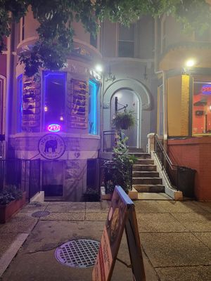 Front door at sPACYcLOUd Lounge in Washington