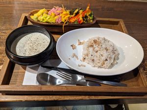 "green" curry at Chandan Cafe in Fukuoka