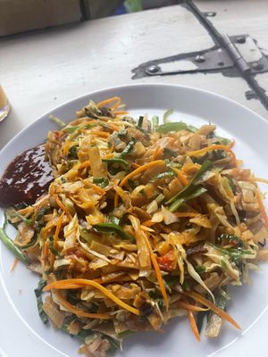 Veg kottu   at Matey Hut in Ella