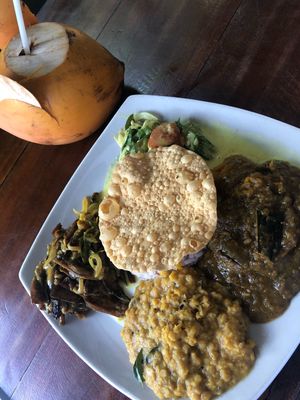 Four vegetable curries  at Matey Hut in Ella