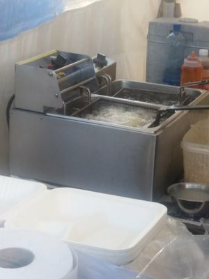 Falafel fryer at Papa's Falafel in Dublin