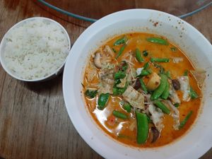 Red curry at Inthira in Mae Hong Son