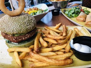 Vegan avocado burger 🥑  at Slot Oostende in Goes