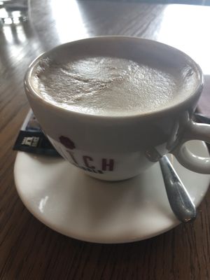 Koffie met sojamelk  at Slot Oostende in Goes