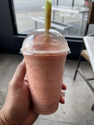 Vegan Handspun Shake - Pineapple w/strawberry   at Nicky's of Beverly in Chicago